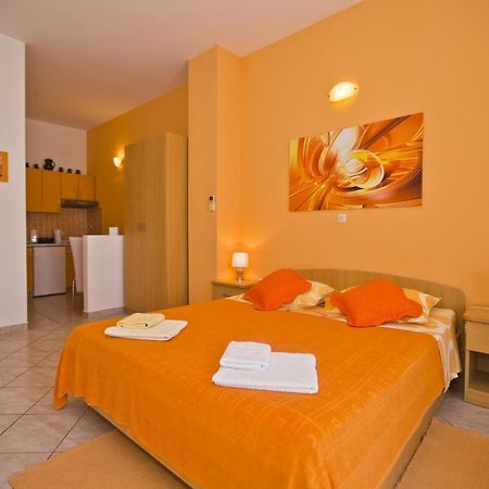 Villa Softic Hvar ฮวาร์ ภายนอก รูปภาพ