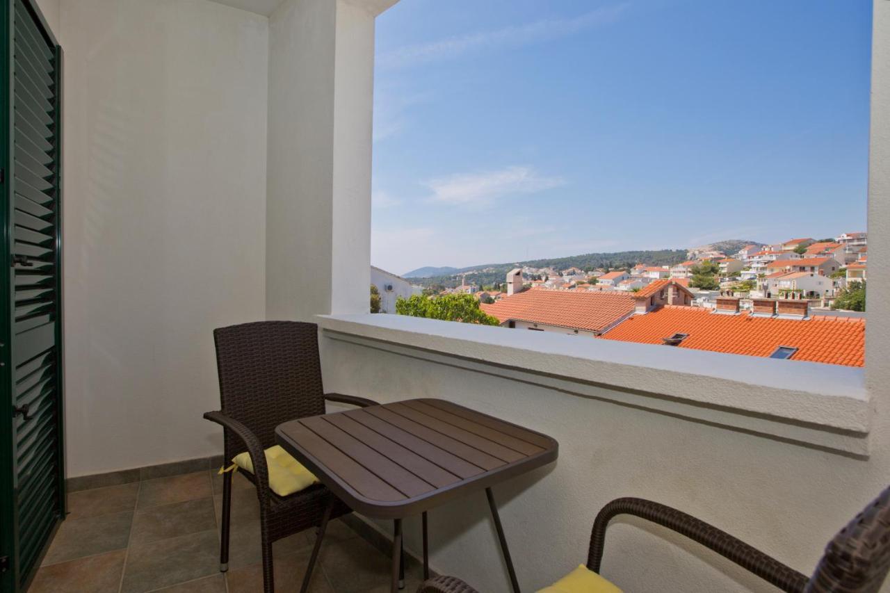 Villa Softic Hvar ฮวาร์ ภายนอก รูปภาพ