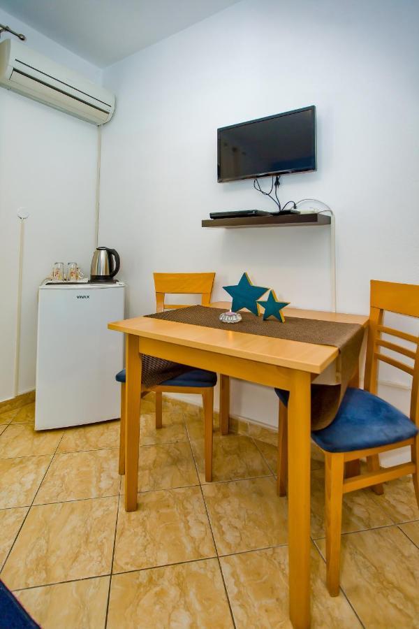 Villa Softic Hvar ฮวาร์ ภายนอก รูปภาพ