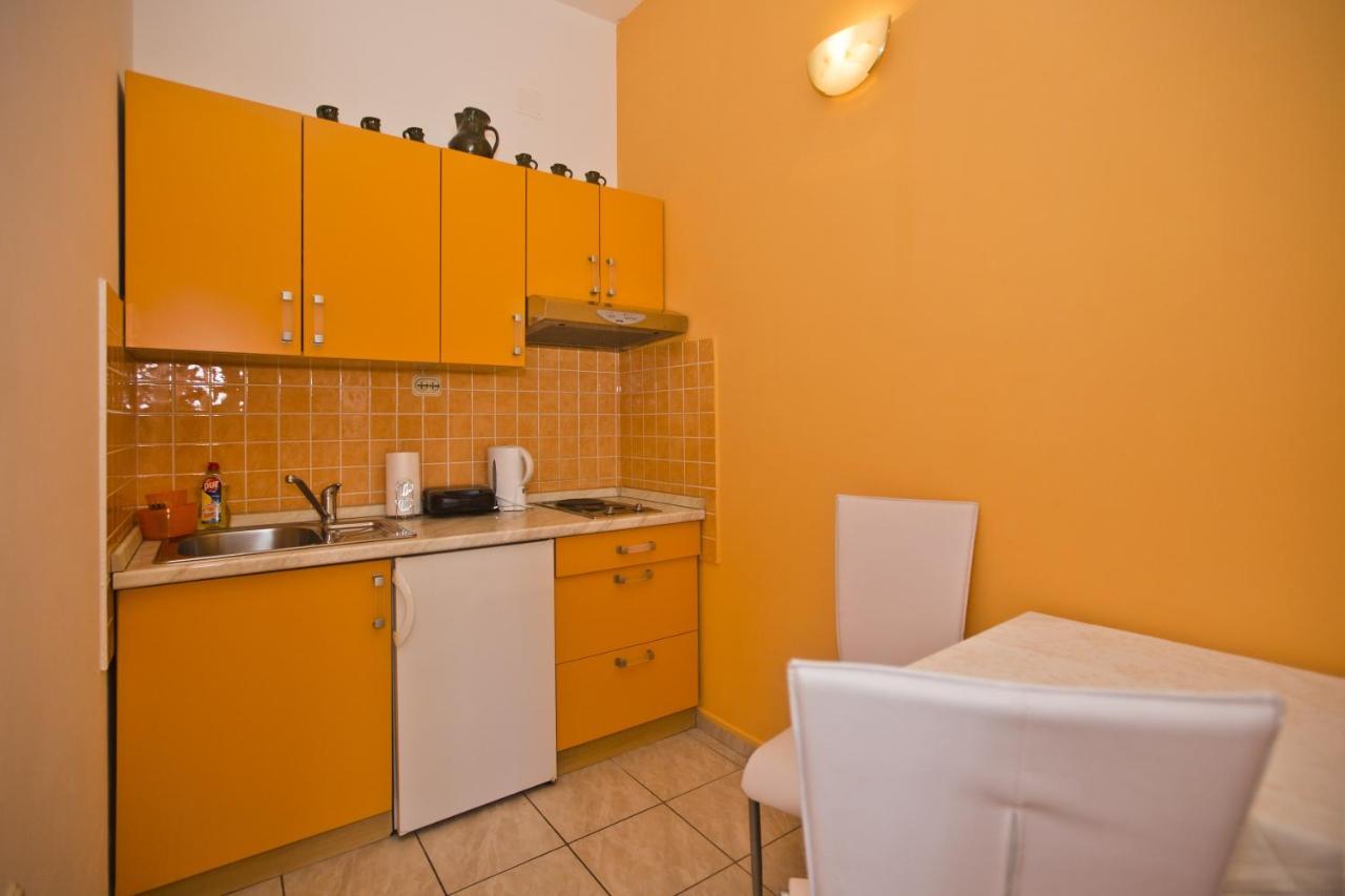 Villa Softic Hvar ฮวาร์ ภายนอก รูปภาพ